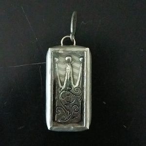 Queen Of Everything charm